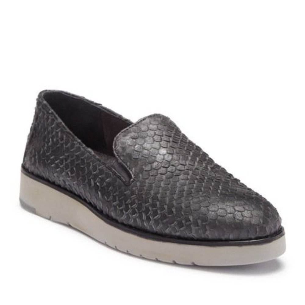 Johnston & Murphy Womens Penelope Dark Gray Print Leather Sneakers